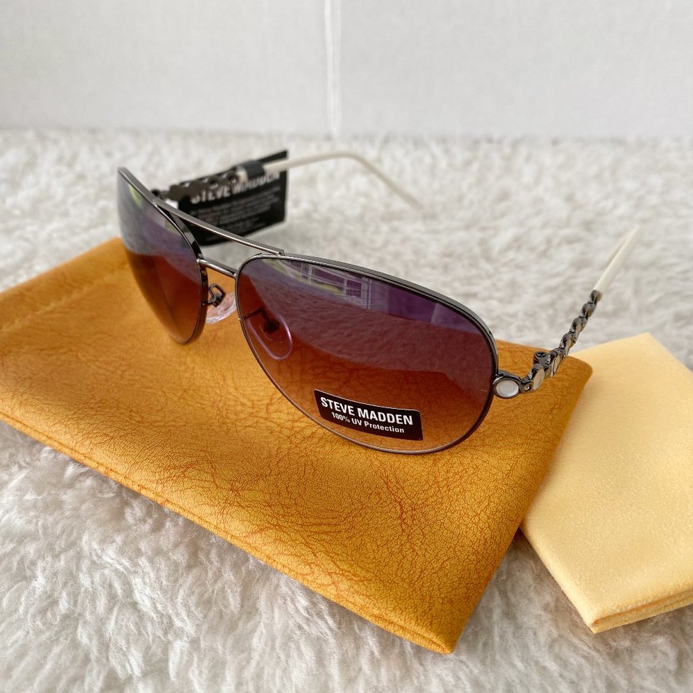 Steve Madden Women's Sunglasses, UV Protection, Black/White, Purple Lens